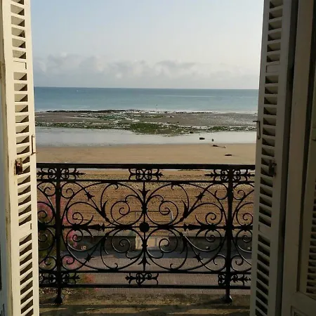 Spacious 19th Century House *