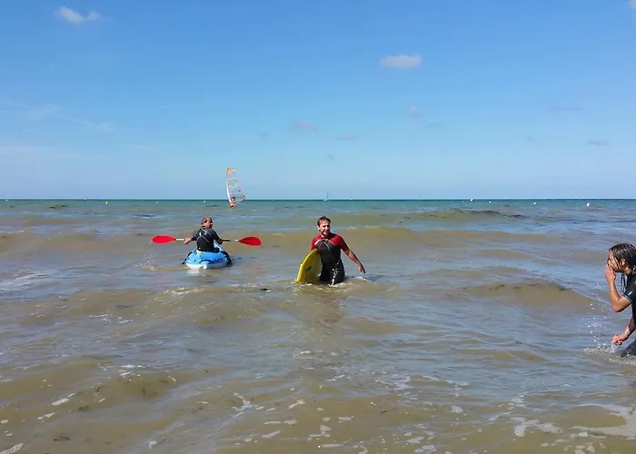 Spacious 19th Century House * Saint-Aubin-Sur-Mer (Calvados)