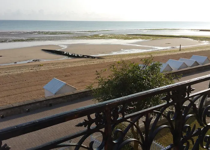 Spacious 19th Century House *